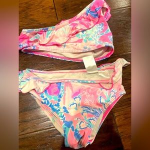 Lilly size 3 bathing suit